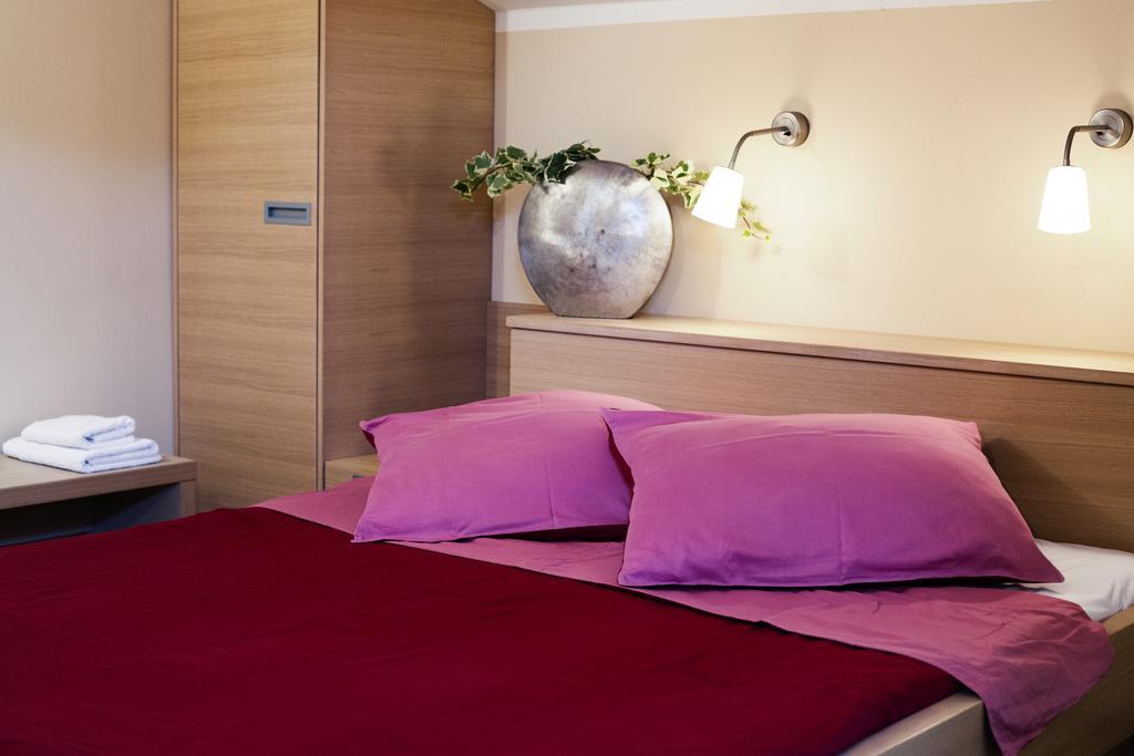 Hotel Penzion Kobala Tolmin Oda fotoğraf